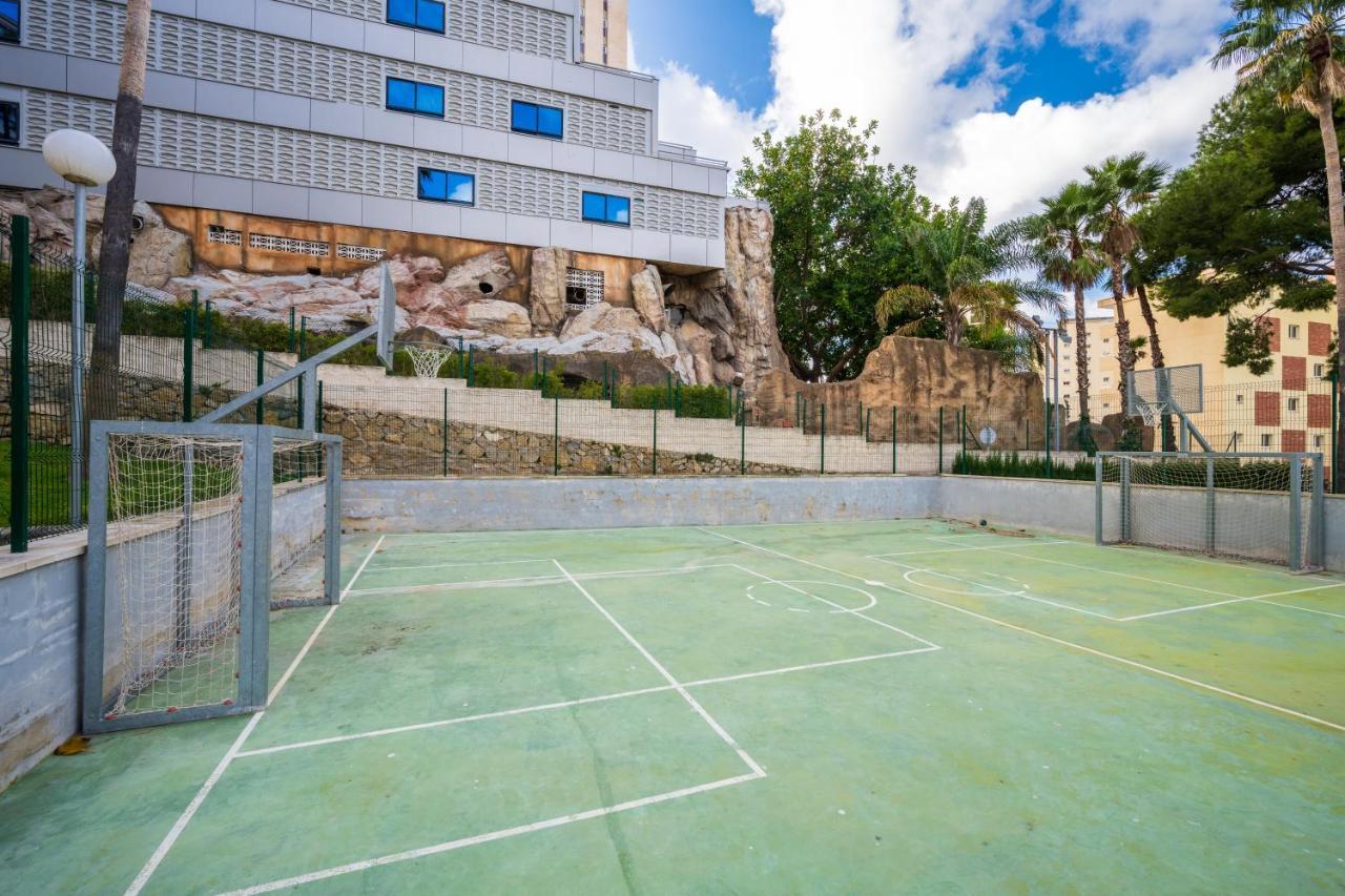 Beautiful 2 Bedroom In Parque Loix 3 Minutes Walk To The Beach ベニドルム エクステリア 写真